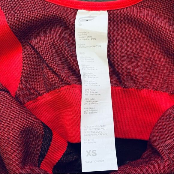 RARE Fabletics Persimmon/Black Ribbed Seamless Low Impact Sports Bra | Size: XS - Picture 8 of 8